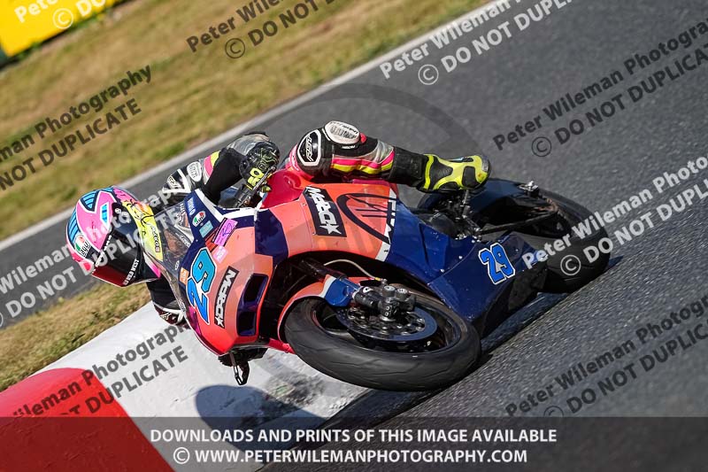 enduro digital images;event digital images;eventdigitalimages;mallory park;mallory park photographs;mallory park trackday;mallory park trackday photographs;no limits trackdays;peter wileman photography;racing digital images;trackday digital images;trackday photos